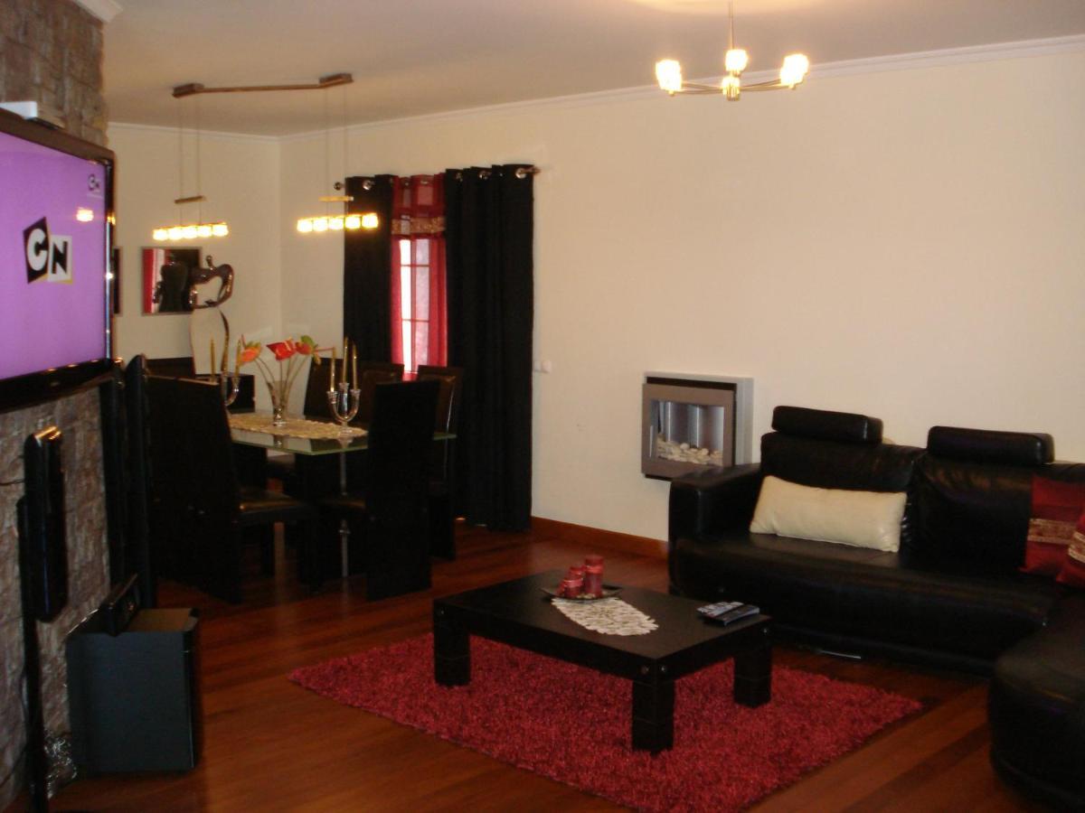 Villa Quinze - Luxurious 3 Bedroom Villa With Private Pool And Games Room & Amazing Views ポンタ・デルガダ エクステリア 写真