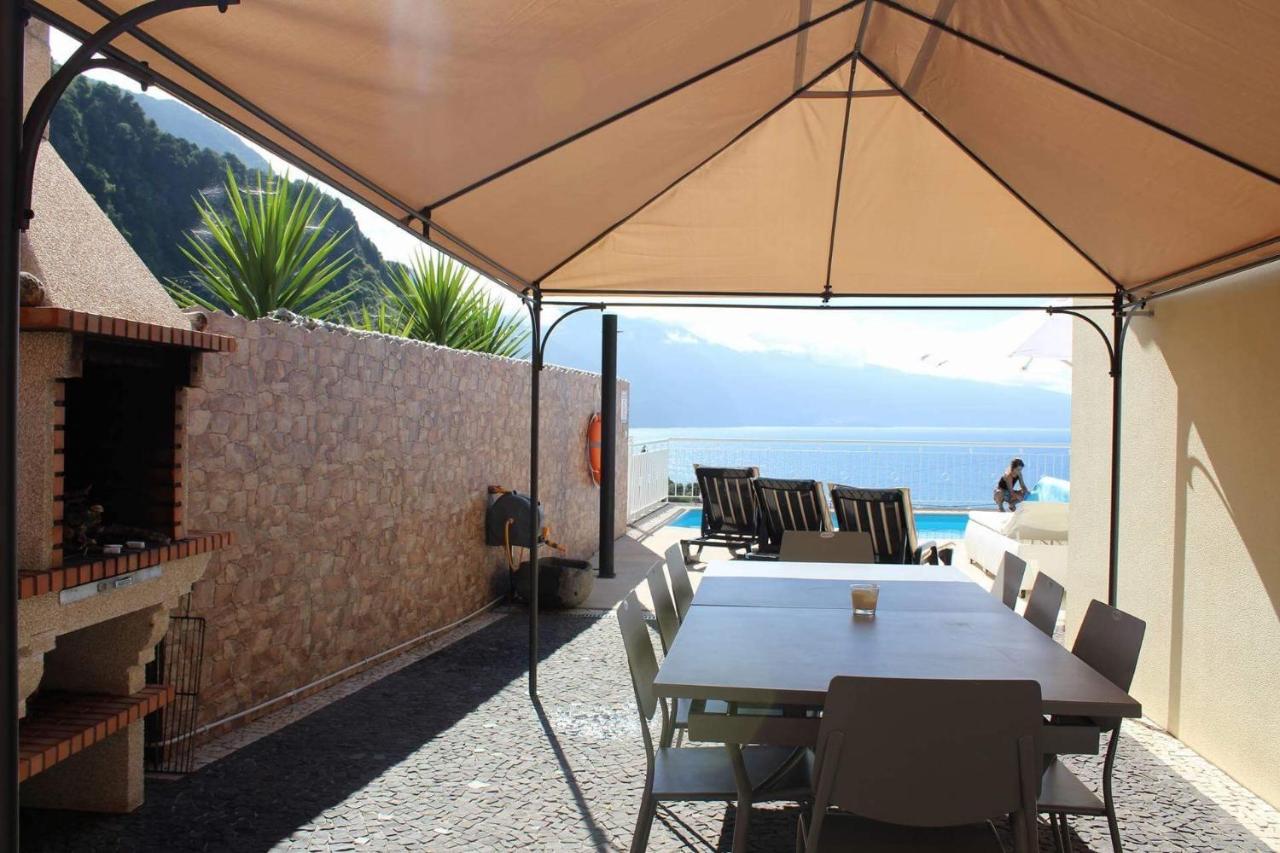 Villa Quinze - Luxurious 3 Bedroom Villa With Private Pool And Games Room & Amazing Views ポンタ・デルガダ エクステリア 写真