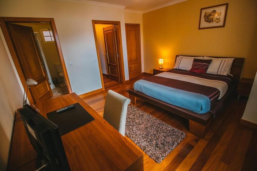 Villa Quinze - Luxurious 3 Bedroom Villa With Private Pool And Games Room & Amazing Views ポンタ・デルガダ エクステリア 写真