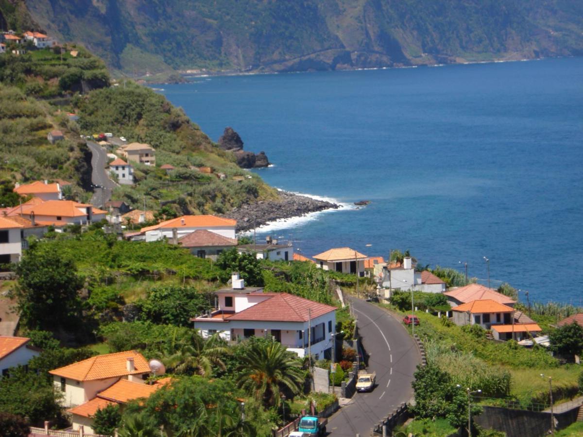 Villa Quinze - Luxurious 3 Bedroom Villa With Private Pool And Games Room & Amazing Views ポンタ・デルガダ エクステリア 写真